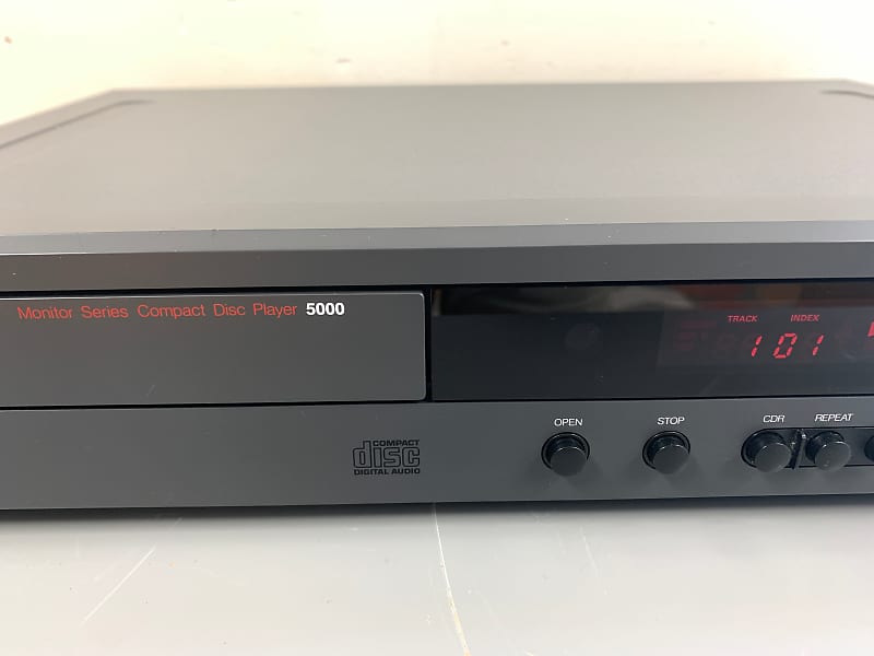 NAD Monitor Series Compact Disc Player 5000 deals FOR PARTS OR REPAIR