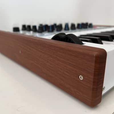 Akai Timbre Wolf 2010s - White image 8