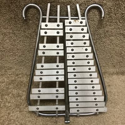 Vintage Lewis Glockenspiel Bell Lyre image 1