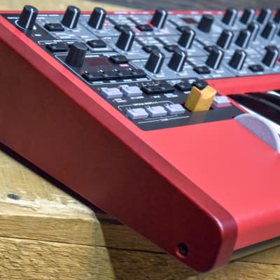 Nord Lead 4 Performance Synthesizer (B1) 49-Key Velocity Sensitive Keyboard image 2