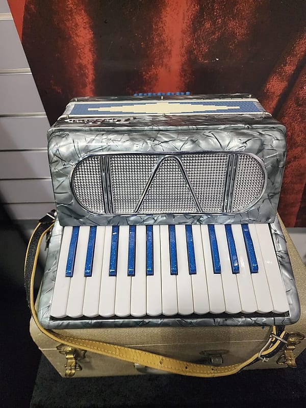 POLLINA ACCORDION Accordion (San Antonio, TX) Reverb
