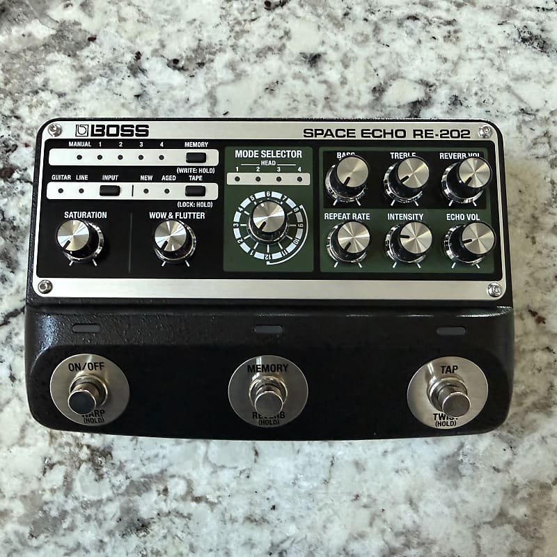Boss RE-202 Space Echo