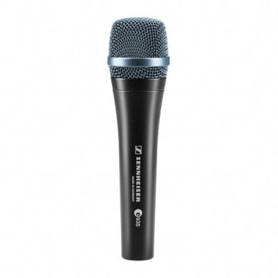 Sennheiser e935 Dynamic Vocal Mic Evolution 900 Series Microphone e 935 & V-Moda Headphones