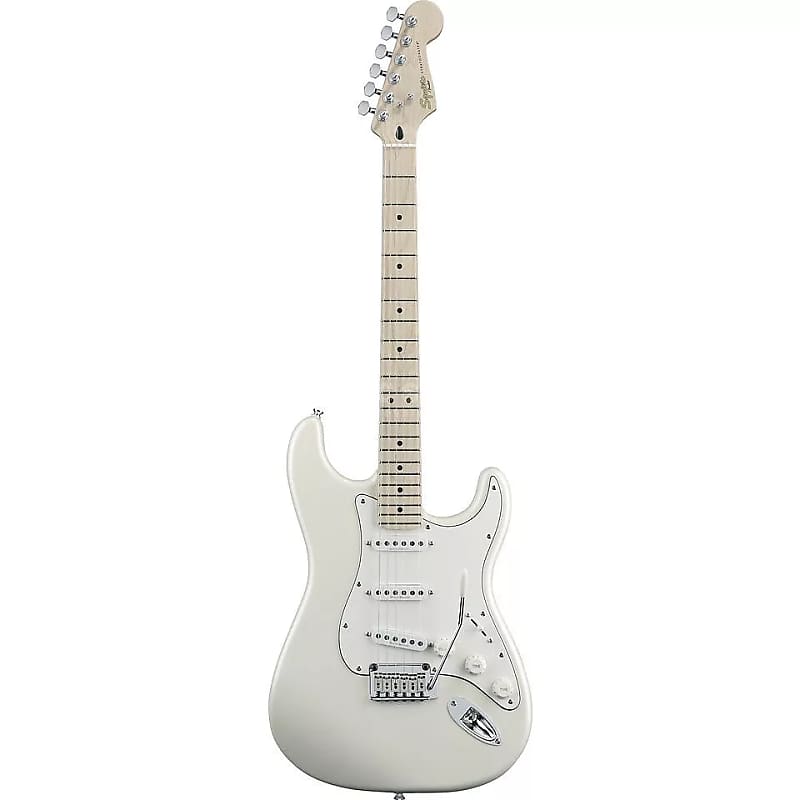 Squier Deluxe Stratocaster 2007 - 2018 | Reverb