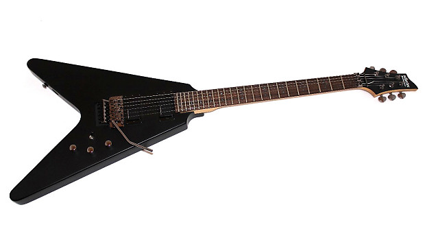 Schecter Diamond Series V-1 FR ブラック　美品！ Schecter Demon V-1 Custom FR Black Flying V Electric Guitar