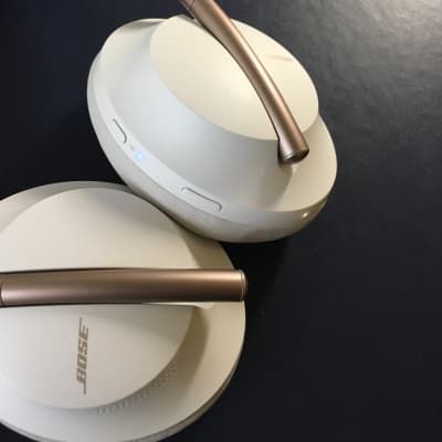 *Limited Edition* Bose NC700 Wireless Noise Cancelling Headphones LIKE NEW with Case BOSE HEADPHONES image 4
