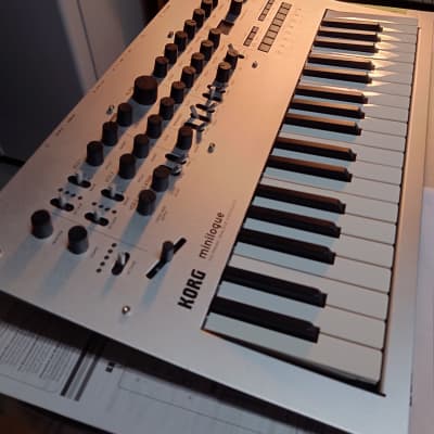 Korg Minilogue 4-Voice Polyphonic Analog Synthesizer 2016 - Silver MINT image 2