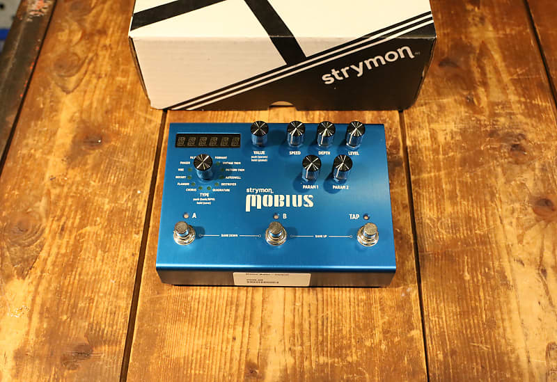 Strymon Mobius