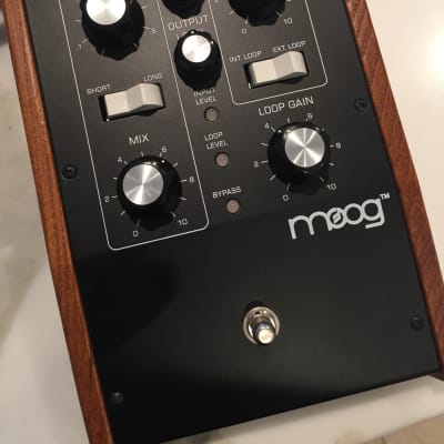 Moog Moogerfooger MF-104Z Analog Delay