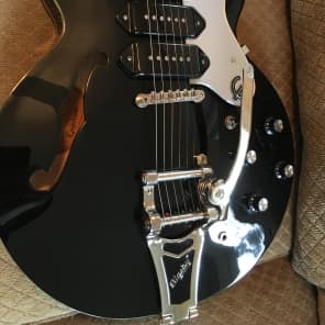 Open Box Epiphone Limited Edition Riviera Custom P93 Black