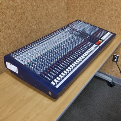 Soundcraft LX7 II 32-Channel Professional Audio Mixer | Grade B image 12