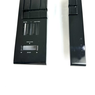 Roland D-70 1990 - Gloss Black Left & Right side end cap panels. image 3