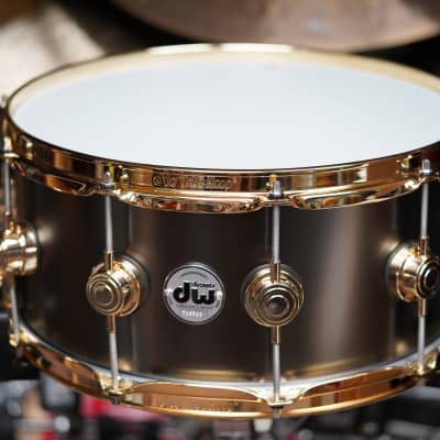DW USA Collectors Series Black Satin Over Brass 6.5" x 14" Snare Drum w/ Gold Hardware (2023) image 2