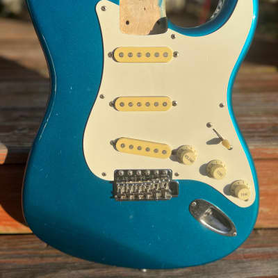 Fender FSR Made in Japan Traditional 60s Stratocaster Fiesta