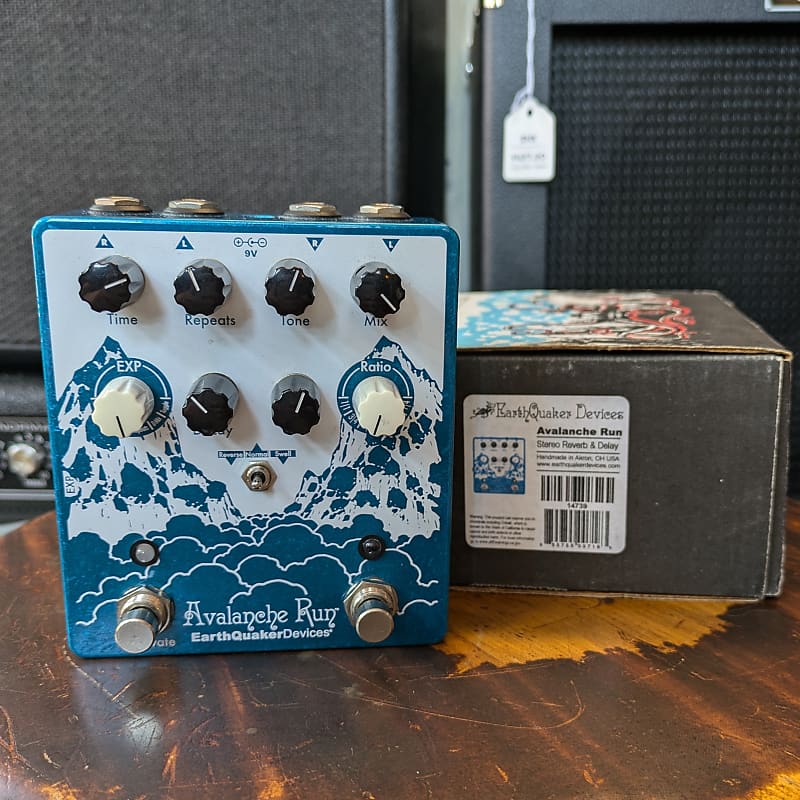 EarthQuaker Devices Avalanche Run V2