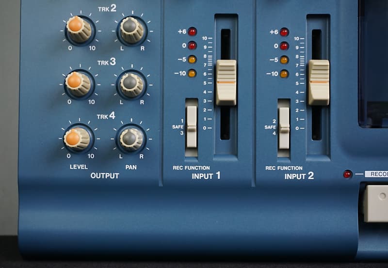 TASCAM MINISTUDIO PORTA02 本体 Tascam Porta 02 - 4 Track Analogue Cassette Recorder - Just