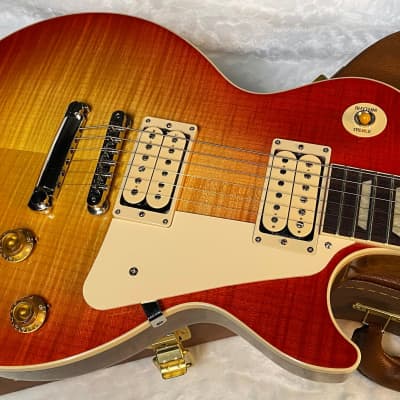 Ryusuke Lucille Model (Les Paul Type) BECK Guitar Collection