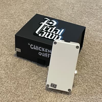 CHICKEN QUIFF ™ – Pedal Pawn