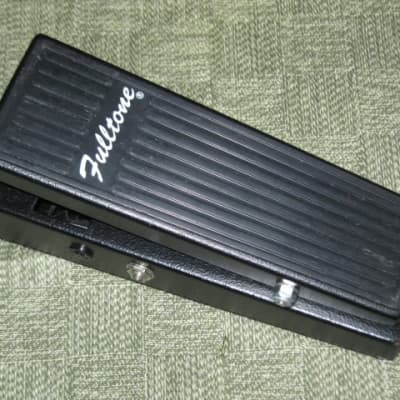 used with light player's wear (but mostly clean) 2008 Fulltone Clyde Standard Wah (BLACK) designed with NO external controls, + printout copy of Owner's Manual (NO box, NO original paperwork, NO sticker) image 22