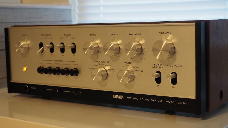 Yamaha CA-700 - Amplificador VintageAudio Vintage MJ Visitanos!