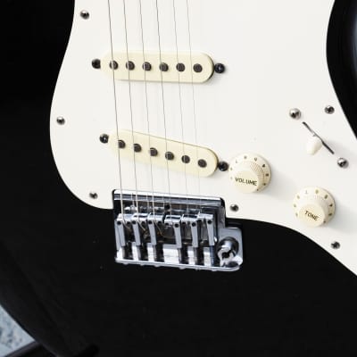 Fender Stratocaster 1984 Black Reverse Headstock Custom Shop Guitar from Migas Touch image 3