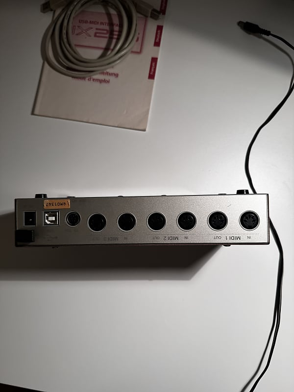 Yamaha UX-256 USB Midi Hub | Reverb Canada