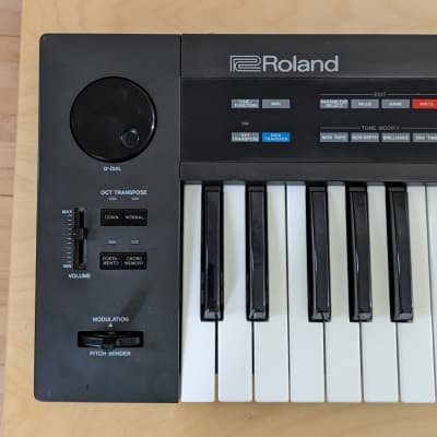 Roland Alpha Juno-2 61-Key Programmable Polyphonic Synthesizer 