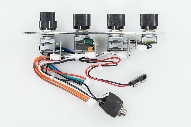 Sadowsky SAC ELE ONBOARD BP4K 4ノブ Sadowsky Onboard Bass Preamp 4-Knob Item # SAC ELE ONBOARD