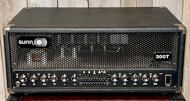 Sunn Coliseum 300 ベースアンプヘッド　ビンテージ　ジャンク Sunn Coliseum-300 300-Watt Bass Amplifier Head | Reverb