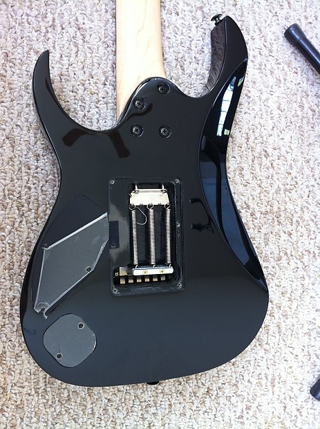 Ibanez RG7620 フジゲン製 IBANEZ RG7620 2001年フジゲン製の良質な7弦ギター！スペックも