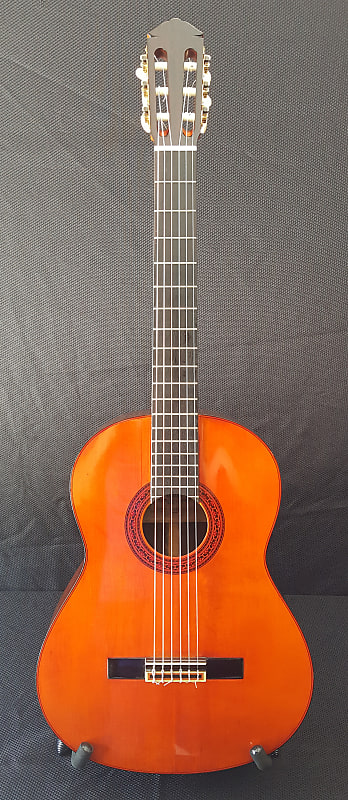 1969 Yamaha GC-3 Grand Concert Classical Guitar