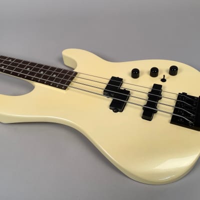 Charvel 3B Bass, NOS, Ridiculously low serial number! 1986 Pearl White image 14