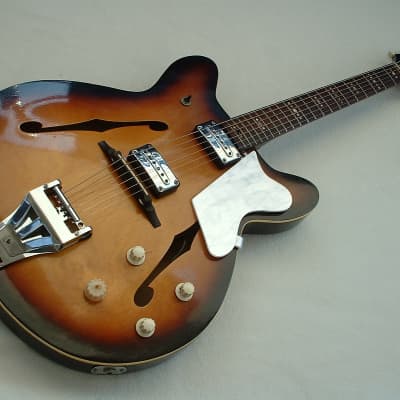 Egmond Modell 7 1969 Sunburst E-Guitar Vintage 6 String Elektro-Gitarre als DEFEKT ! for sale