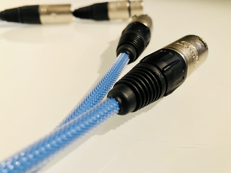 Pinetree Audio Prism 110© Digital AES/EBU XLR Cable 8ft  			