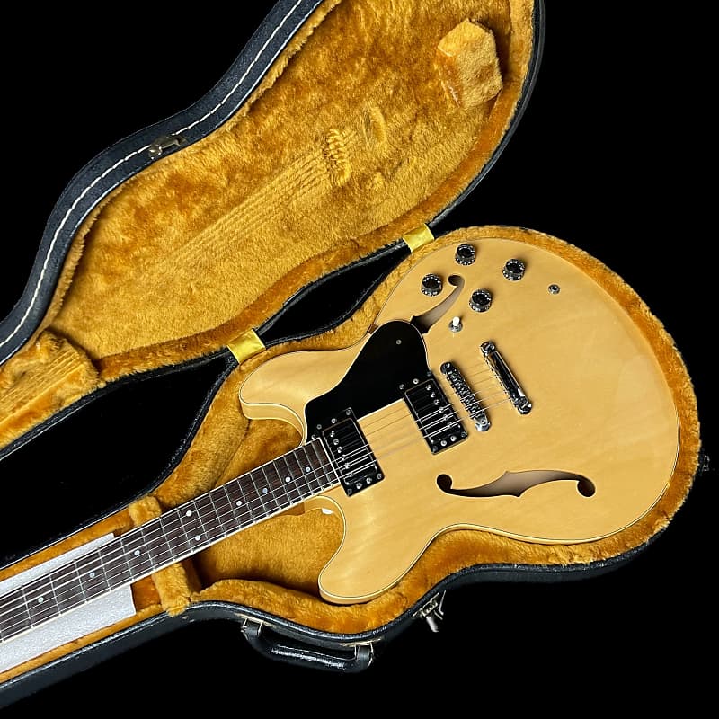 Yamaha SA1100 Semi-Hollow Body Electric Guitar in Natural