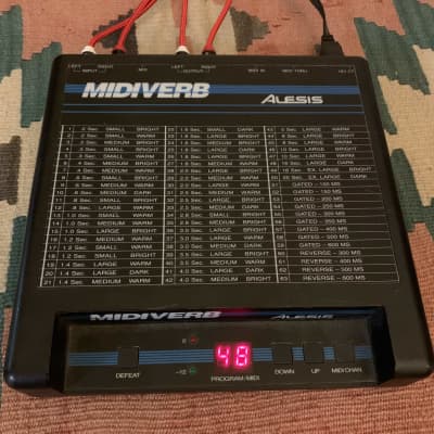 Alesis MidiVerb III Multi-Effects Processor | Reverb Alesis MidiVerb III Multi-Effects Processor | Reverb
