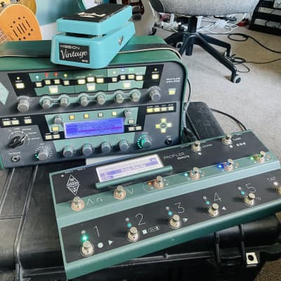 Kemper Amps Profiler PowerHead 600-Watt Modeling Guitar Amp Head with  Remote Controller Pedal