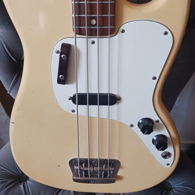 1975 Fender Musicmaster Bass image 1