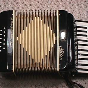 Vintage Italian Made Noble 12 Bass Accordion in Original Case & Ready to Play as-is image 5