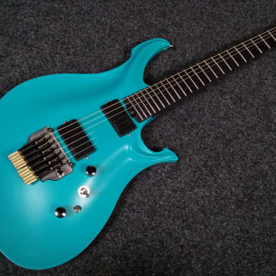 KOLOSS GT-6H Aluminum body headless Carbon fiber neck electric guitar Blue image 6