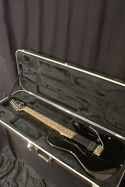 85 Squier by Fender Stratocaster Strat rare 1 humbucker