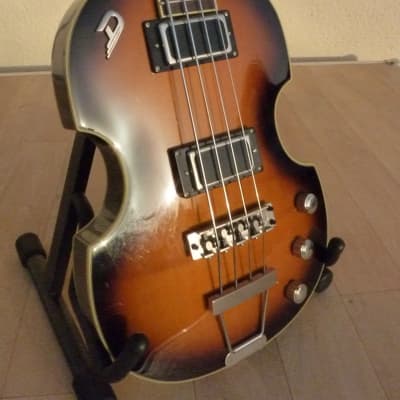 Duesenberg Violin Bass 2010 Sunburst image 1