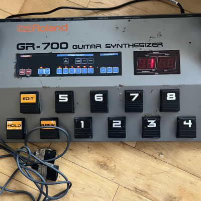 Roland GR700 1980s  - Silver grey