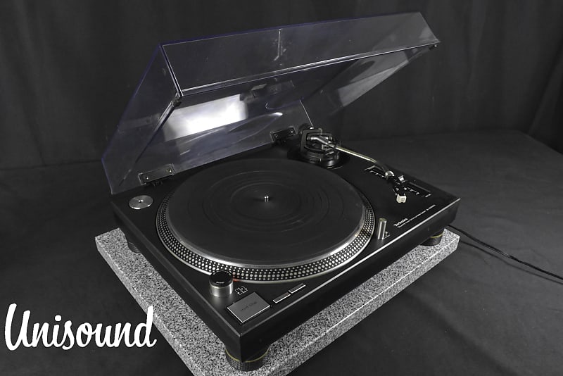 Technics SL-1200MK3 Black Direct Drive DJ Turntable in Very Good