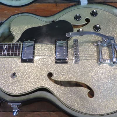 Washburn Washington J9 Hollow Body Electric Guitar w/ OHSC Super Rare Silver Sparkle Finish image 2