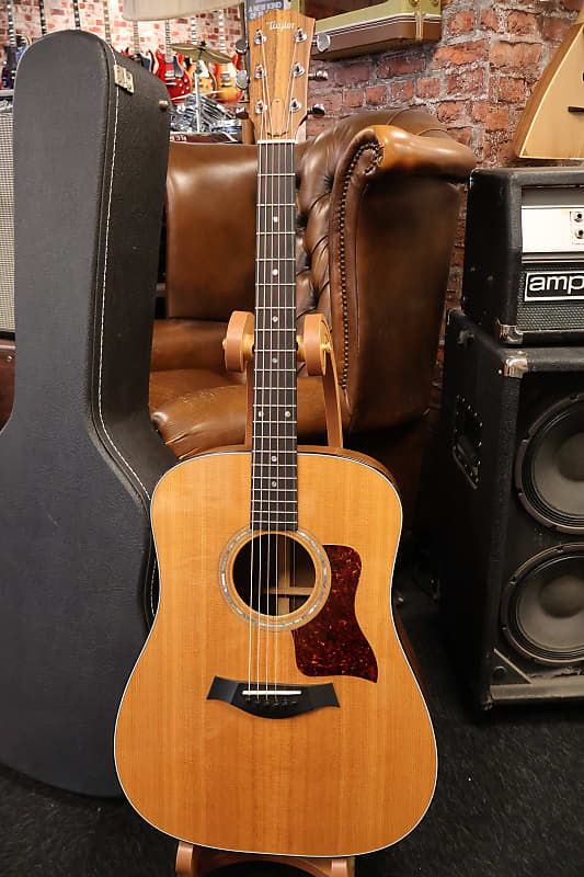 Taylor 710 (1992 - 2005) | Reverb The Netherlands