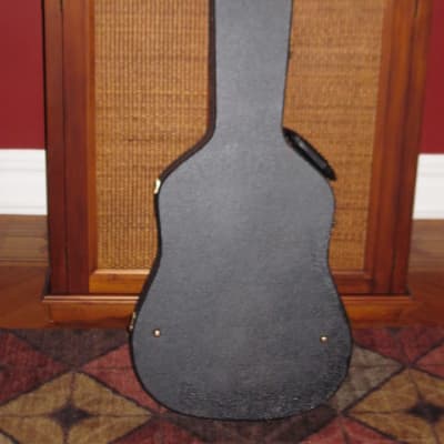 lightly used genuine Gibson Dreadnought Hardshell Case from 2017 - Black Tolex Exterior, Wood Construction, Black Plush Padded Interior, Gold Colored Hardware, lid has Gibson Acoustic Logo, fits square or round shoulder dreadnought (NO guitar included) image 2