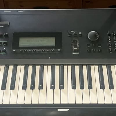Yamaha SY99 Synthesizer 1991 - Black