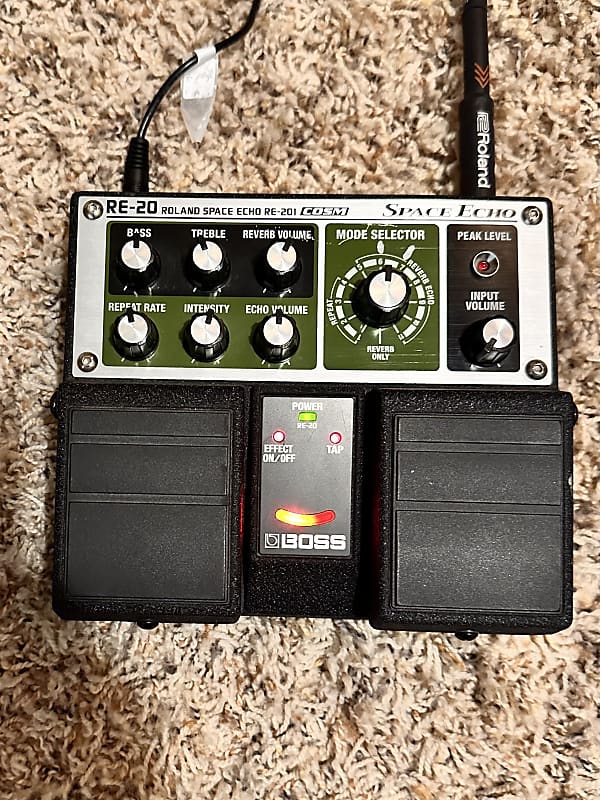 Boss RE-20 Space Echo