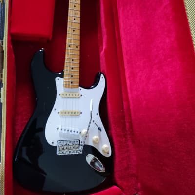 【専用】とらきち Fender Stratocaster Japan Fender celebrates Tokyo store with Urushi Stratocaster